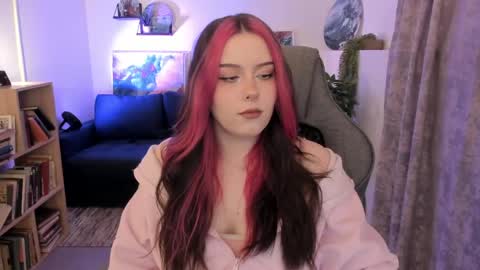 Snapshot of coramiel chatting on 27, 4, 2026 little girl who is always right or just Cora online show from 27, 4, 2026