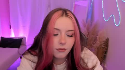 Snapshot of coramiel chatting on 15, 6, 2026 little girl who is always right or just Cora online show from 15, 6, 2026