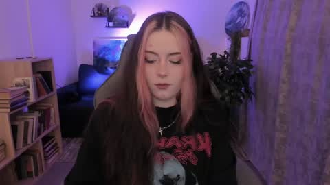 little girl who is always right or just Cora online show from 4, 7, 2026