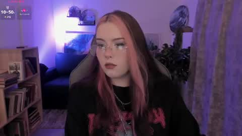 little girl who is always right or just Cora online show from 23, 7, 2026