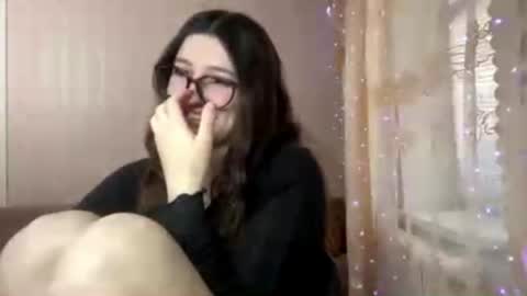 Elisheva online show from 3, 5, 2026
