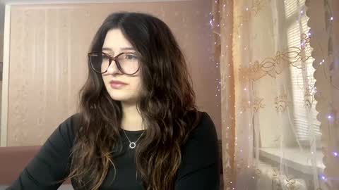 Elisheva online show from 8, 5, 2026