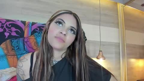 Snapshot of cori_paige chatting on 6, 5, 2026 Cori online show from 6, 5, 2026