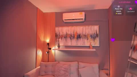 Snapshot of corinnah chatting on 24, 10, 2025 Cori online show from 24, 10, 2025