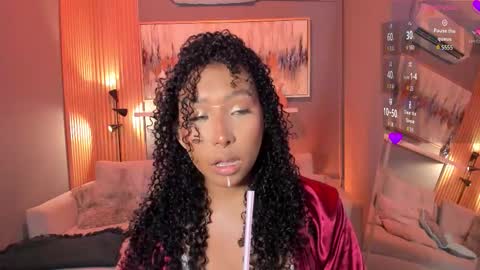 Snapshot of corinnah chatting on 30, 10, 2025 Cori online show from 30, 10, 2025