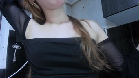 Corine online show from 23, 12, 2024