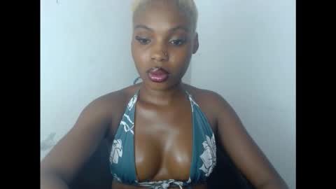 Snapshot of cornxcunt chatting on 4, 11, 2025 cornxcunt online show from 4, 11, 2025