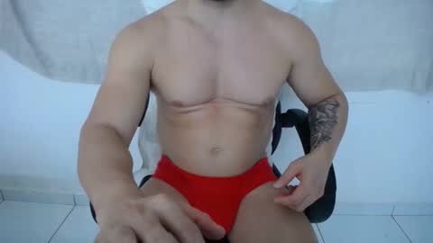 Snapshot of corolaxxl chatting on 5, 10, 2025 corolaxxl online show from 5, 10, 2025