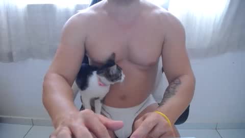 Snapshot of corolaxxl chatting on 1, 2, 2026 corolaxxl online show from 1, 2, 2026