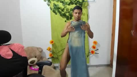 Snapshot of corzoethan chatting on 21, 12, 2024 Ethan  online show from 21, 12, 2024