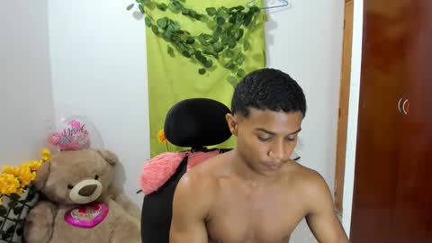 Snapshot of corzoethan chatting on 5, 1, 2025 Ethan  online show from 5, 1, 2025