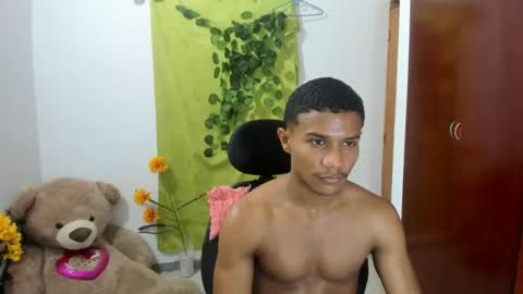 Snapshot of corzoethan chatting on 18, 1, 2025 Ethan  online show from 18, 1, 2025