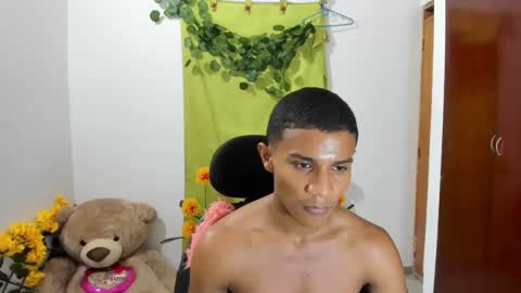 Snapshot of corzoethan chatting on 26, 2, 2025 Ethan  online show from 26, 2, 2025
