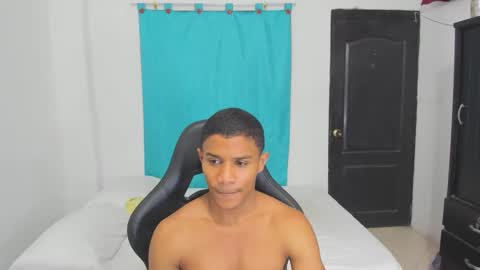 Snapshot of corzoethan chatting on 14, 9, 2025 Ethan  online show from 14, 9, 2025