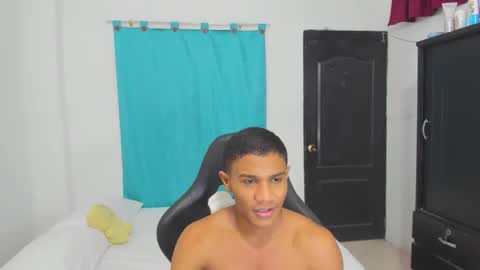 Snapshot of corzoethan chatting on 2, 10, 2025 Ethan  online show from 2, 10, 2025
