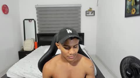 Snapshot of corzoethan chatting on 11, 1, 2026 Ethan online show from 11, 1, 2026