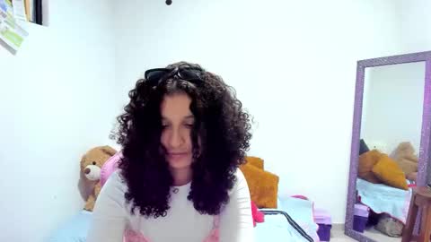 Lunita online show from 5, 10, 2025