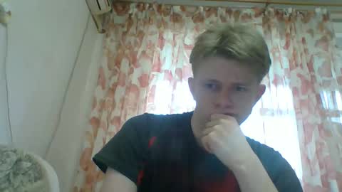 Snapshot of cosm2312 chatting on 16, 4, 2026 Andrew online show from 16, 4, 2026