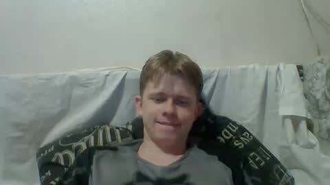 Snapshot of cosm2312 chatting on 25, 4, 2026 Andrew online show from 25, 4, 2026