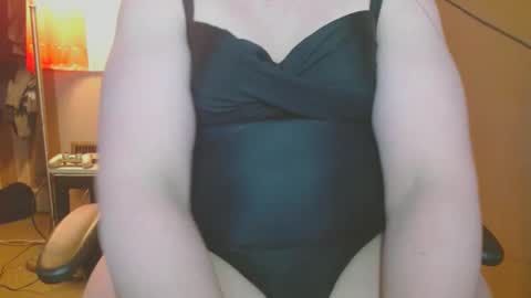 cosmicjones88 online show from 8, 2, 2025