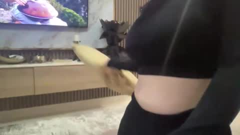 Snapshot of cosmo_blondiee chatting on 18, 9, 2025 cosmo_blondiee online show from 18, 9, 2025