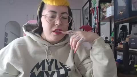Miss Mei online show from 25, 7, 2026