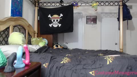 Snapshot of costumemenagerie chatting on 19, 1, 2025 Amethyst Cox online show from 19, 1, 2025