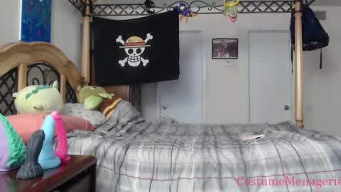 Snapshot of costumemenagerie chatting on 16, 2, 2025 Amethyst Cox online show from 16, 2, 2025
