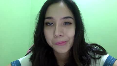 Liz Gwyneth Charlota online show from 3, 5, 2026