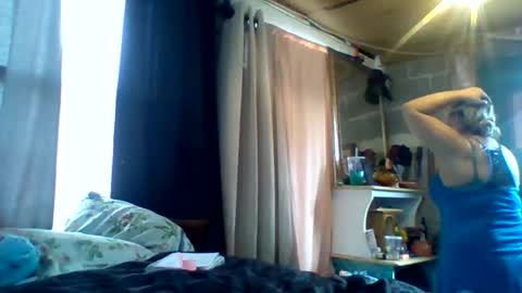 Snapshot of cotybonilla chatting on 7, 2, 2025 Leftys Way online show from 7, 2, 2025