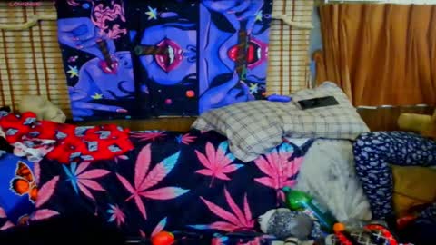 Snapshot of countryfuckers chatting on 3, 10, 2025 Alaskawildcouple online show from 3, 10, 2025