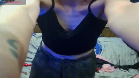 Snapshot of countryfuckers chatting on 16, 10, 2025 Alaskawildcouple online show from 16, 10, 2025