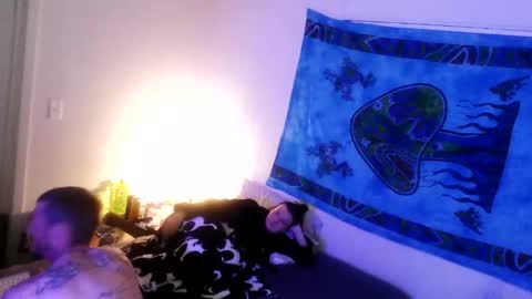 Snapshot of couplakinks00 chatting on 1, 11, 2025 couplakinks00 online show from 1, 11, 2025