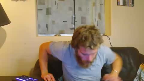 Tony online show from 19, 10, 2025