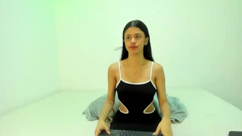 Snapshot of couple777sexy chatting on 10, 11, 2025 Andri online show from 10, 11, 2025