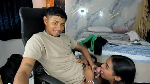 Jonatham and Marllory online show from 24, 4, 2026