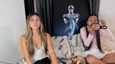 Snapshot of couple_funnyy chatting on 29, 5, 2026 couple_funnyy online show from 29, 5, 2026
