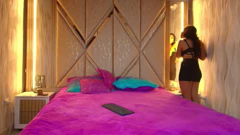 Ricardo  Isabella online show from 18, 11, 2025