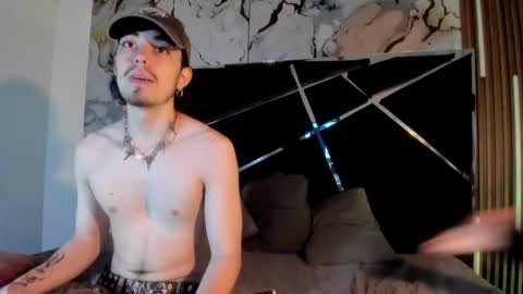 couple_in_heat_ online show from 18, 2, 2026