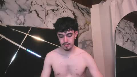 couple_in_heat_ online show from 30, 4, 2026