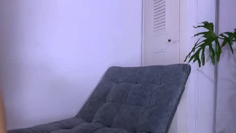 Couple sexxo online show from 22, 12, 2025