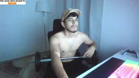 Snapshot of couple_sexxy7 chatting on 7, 7, 2026 MIA LIZ AND SAM online show from 7, 7, 2026