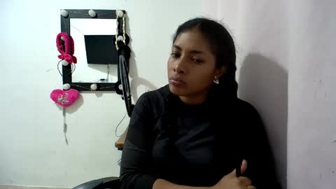 coupleeswetthott online show from 28, 4, 2026