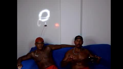 Snapshot of coupleinblack chatting on 5, 3, 2026 Otto - Aron online show from 5, 3, 2026