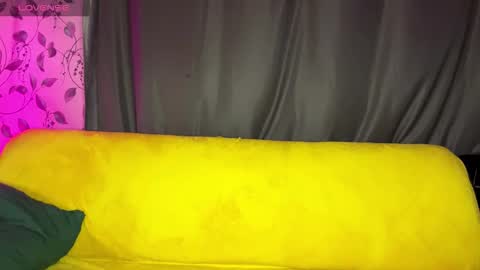 Snapshot of coupleinspire chatting on 1, 3, 2026 Emily Ryan online show from 1, 3, 2026