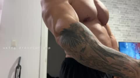 couplemuscle40 online show from 23, 3, 2026