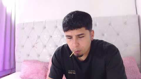 Snapshot of coupsextop chatting on 26, 3, 2026 Juli and Liam online show from 26, 3, 2026