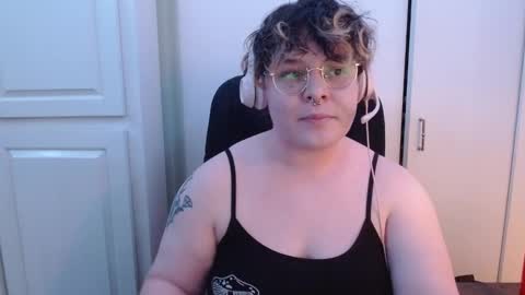 Harley  Vaughn online show from 21, 2, 2025