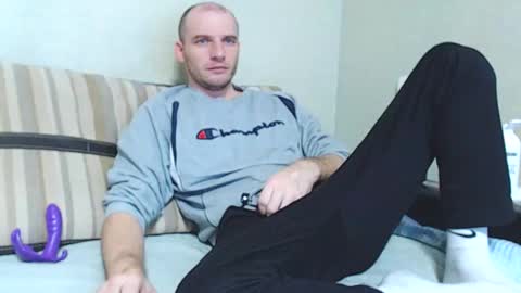 Snapshot of cowboy_bigcock chatting on 22, 12, 2025 Damien online show from 22, 12, 2025