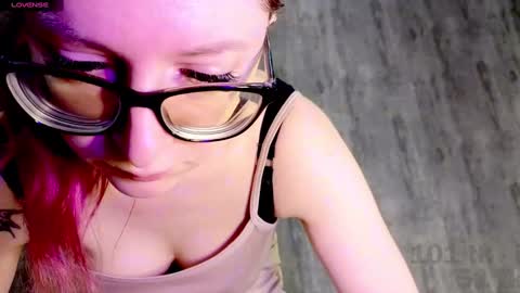 Snapshot of coy_girl_ chatting on 19, 1, 2025 My name is Emma - HELP COLLECT TOKENS FOR THE OPERATION FOR MY DAUGHTER online show from 19, 1, 2025